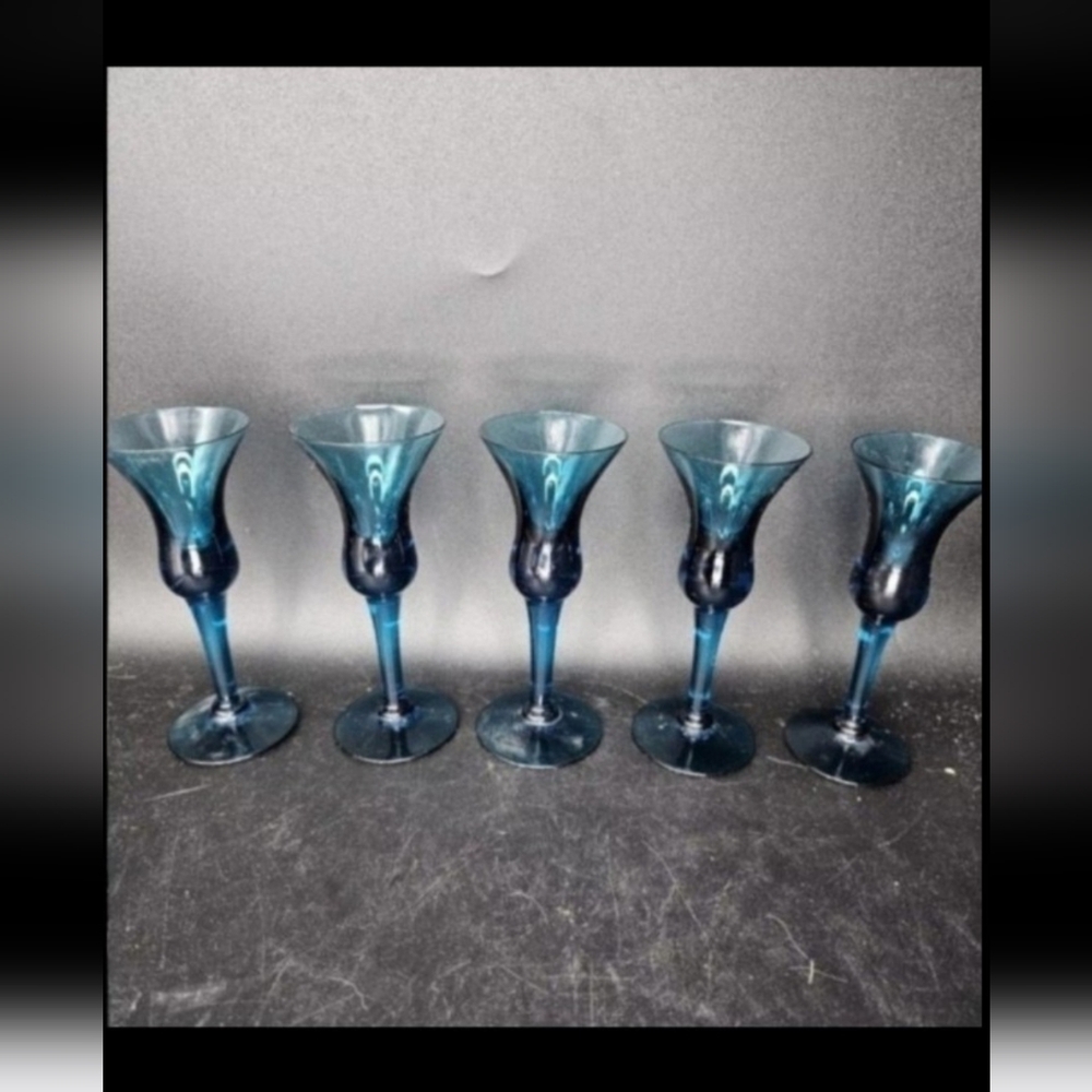 Unique‎ Vintage Blue Glass Goblets